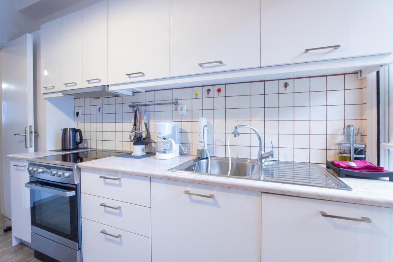 Apartment With Parking Near Medical Center Atene Esterno foto